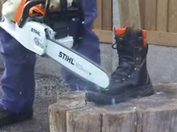 Chainsaw boots test